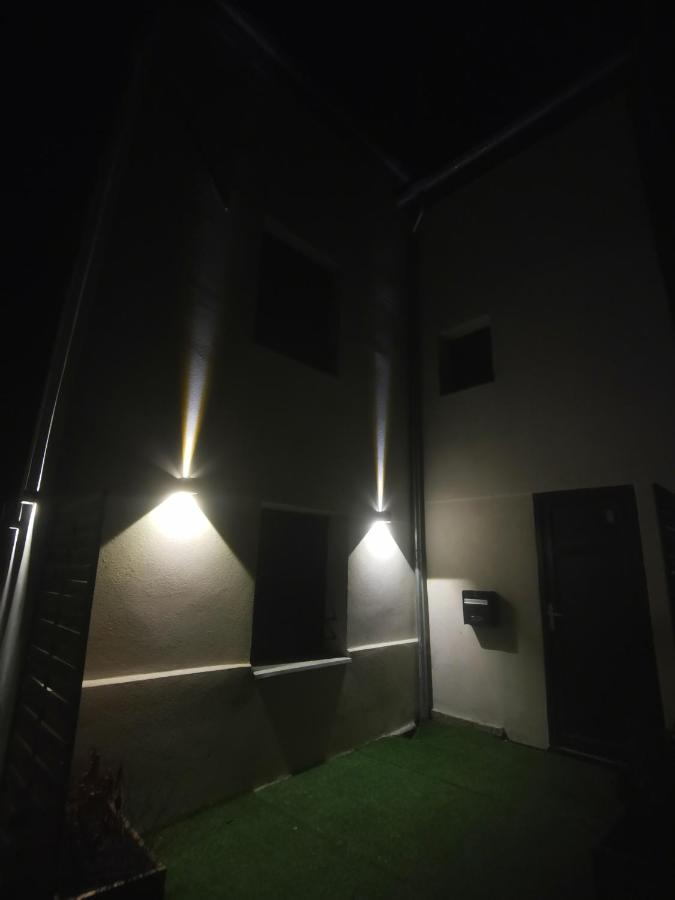 Chambres Dans Maison Neuve Au Style Chic Et Boheme Villeneuve-sous-Dammartin 外观 照片